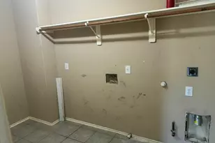 11001 Groveshire Dr, Texas City, TX 77591 - Photo 21