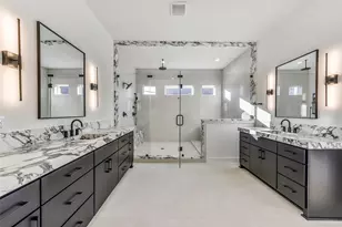 1902 Nantucket Dr, Houston, TX 77057 - Photo 15