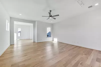 1902 Nantucket Drive, Houston, TX 77057 - Photo 29