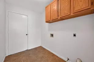 914 W Peach Hollow Cir, Pearland, TX 77584 - Photo 23