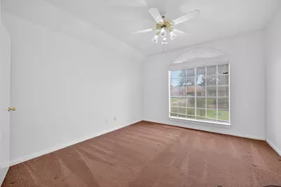 914 W Peach Hollow Circle, Pearland, TX 77584 - Photo 25