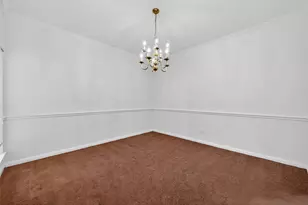 914 W Peach Hollow Cir, Pearland, TX 77584 - Photo 9