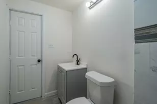 7821 Ethel St, Houston, TX 77028 - Photo 9