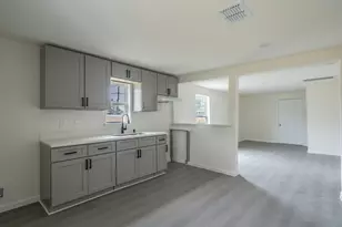 7821 Ethel St, Houston, TX 77028 - Photo 3