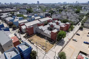 1110 Arthur St, Houston, TX 77019 - Photo 7