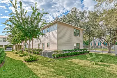 218 E 14th Street, Houston, TX 77008 - Photo 13