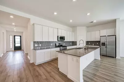 9607 Sterling Arbor Drive, Baytown, TX 77521 - Photo 3