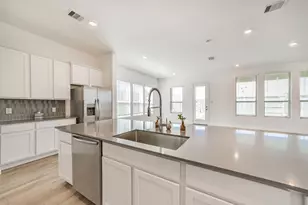 9607 Sterling Arbor Dr, Baytown, TX 77521 - Photo 7