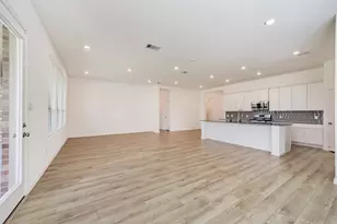 9607 Sterling Arbor Dr, Baytown, TX 77521 - Photo 15