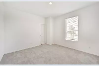 9607 Sterling Arbor Drive, Baytown, TX 77521 - Photo 17