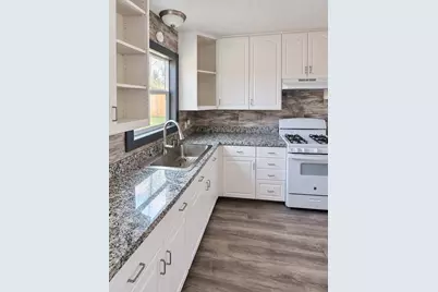 7617 Delavan Drive, Houston, TX 77028 - Photo 13