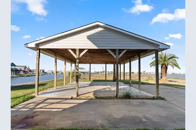 265 County Road 209, Sargent, TX 77414 - Photo 43