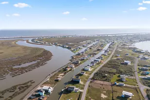 265 County Road 209, Sargent, TX 77414 - Photo 45