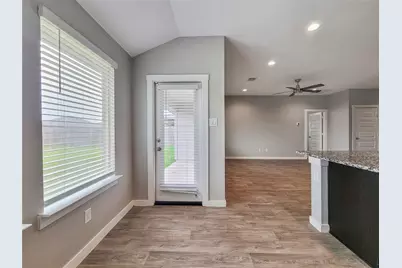 8122 Hush Heights Drive, Rosharon, TX 77583 - Photo 7