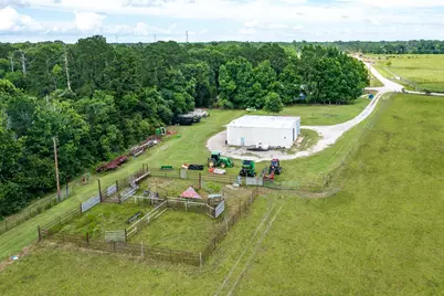 126 County Road 3011, Dayton, TX 77535 - Photo 7
