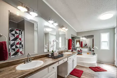 126 County Road 3011, Dayton, TX 77535 - Photo 33