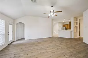 19403 Valiant Woods Dr, Spring, TX 77379 - Photo 17