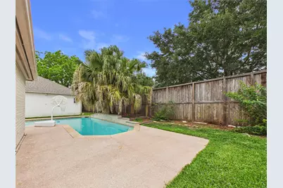 111 Bending Brook Lane, Dickinson, TX 77539 - Photo 45