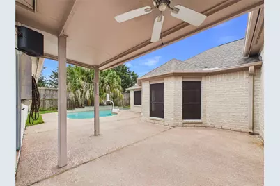 111 Bending Brook Lane, Dickinson, TX 77539 - Photo 47