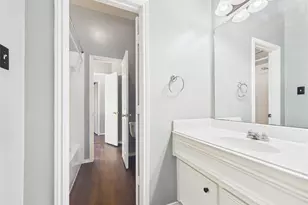111 Bending Brook Ln, Dickinson, TX 77539 - Photo 37
