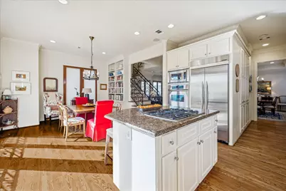2025 Park Street, Houston, TX 77019 - Photo 1