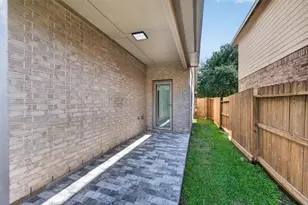 24542 Bella Veneza Dr, Richmond, TX 77406 - Photo 23