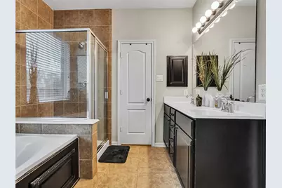 6530 Hunters Creek Lane, Baytown, TX 77521 - Photo 19