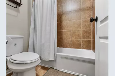 6530 Hunters Creek Lane, Baytown, TX 77521 - Photo 25