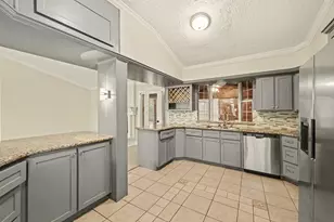 21619 Cimarron Pkwy, Katy, TX 77450 - Photo 9