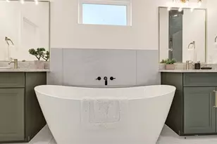 7809 Dyer St, Houston, TX 77088 - Photo 13