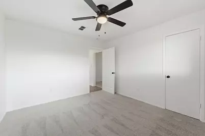 6602 Indian Falls Drive, Houston, TX 77489 - Photo 17