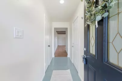 6602 Indian Falls Drive, Houston, TX 77489 - Photo 3
