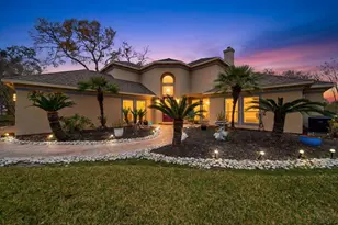 527 S Ohio Ave, La Porte, TX 77571 - Photo 1