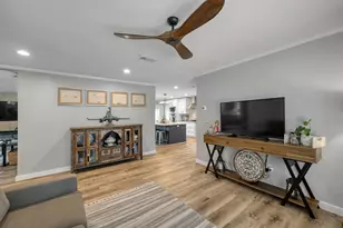 204 Springs Edge Dr, Conroe, TX 77356 - Photo 15