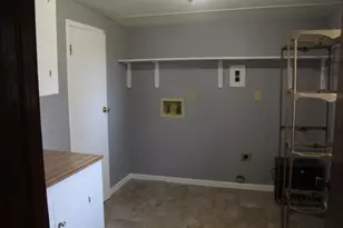 707 Alice St, Sweeny, TX 77480 - Photo 11