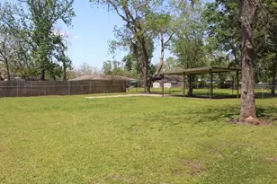 707 Alice St, Sweeny, TX 77480 - Photo 13