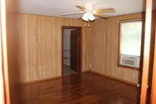707 Alice St, Sweeny, TX 77480 - Photo 9