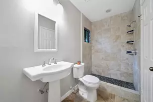 34 W Trace Creek Dr, The Woodlands, TX 77381 - Photo 33