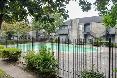 9700 Leawood Boulevard #1807, Houston, TX 77099 - Photo 31