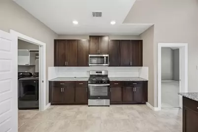 1239 Cascade Hills Drive, Rosharon, TX 77583 - Photo 11