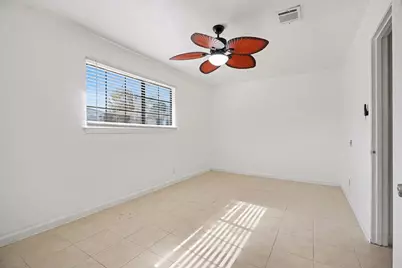 1805 Chickadee Drive, League City, TX 77573 - Photo 15