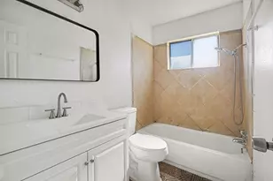 1805 Chickadee Dr, League City, TX 77573 - Photo 13