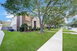 2027 Westshore Dr, Missouri City, TX 77459 - Photo 5