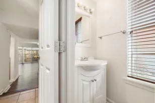 711 Holiday Dr, Galveston, TX 77550 - Photo 7