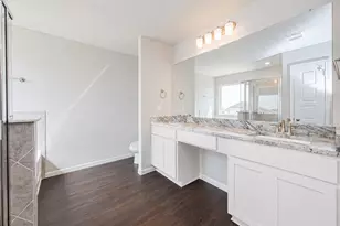 2110 Rosillo Brook Dr, Baytown, TX 77521 - Photo 11