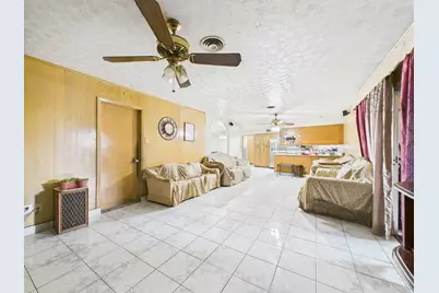 8206 Dillon Street, Houston, TX 77061 - Photo 25