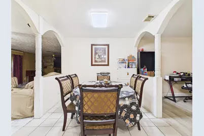 8206 Dillon Street, Houston, TX 77061 - Photo 19