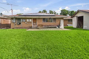 8206 Dillon St, Houston, TX 77061 - Photo 39