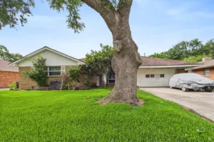 8206 Dillon St, Houston, TX 77061 - Photo 3