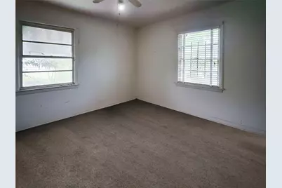 5234 Wilmington Street, Houston, TX 77033 - Photo 13